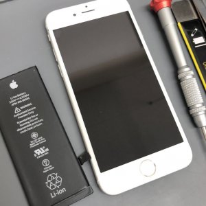 iPhone6S バッテリー交換