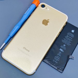 iPhone7 バッテリー交換