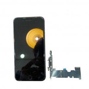 iPhone 8plus ライトニング交換