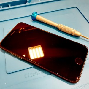 iPhone8 液晶交換