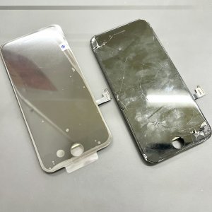 iPhoneSE2 フロントパネル交換