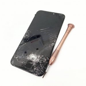 iPhone XR 液晶交換