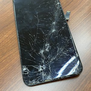 iPhone11ProMax 液晶交換