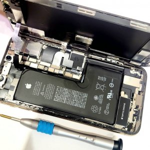 iPhoneXS バッテリー交換
