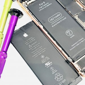 iPhone8 バッテリー