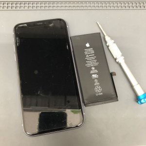 iPhone11 バッテリー交換