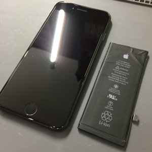 iPhone8 バッテリー交換