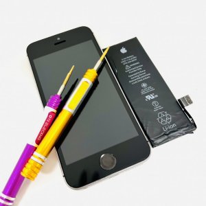 iPhoneSE バッテリー交換修理