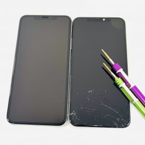 iPhone11ProMax 液晶交換修理