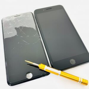iPhone8Plusフロントパネル交換修理