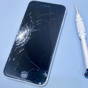 iPhoneSE2 液晶交換