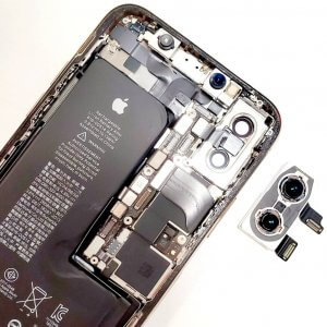 iPhone XS アウトカメラ修理