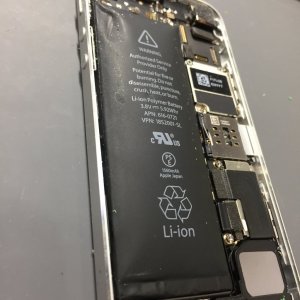 iPhone6S バッテリー交換