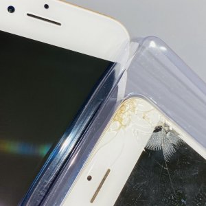 iPhone8 フロントパネル交換