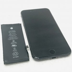 iPhone8 バッテリー交換