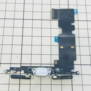 iPhone8plus ライトニング交換