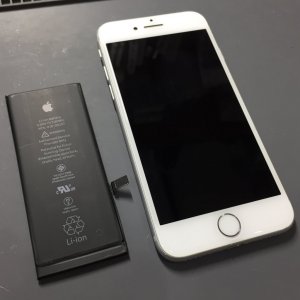 iPhone8 バッテリー交換