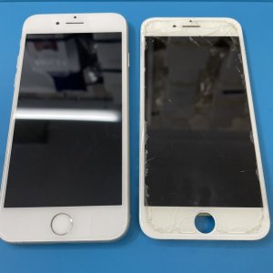 iPhone7 フロントパネル交換修理