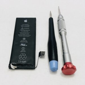 iPhone SE バッテリー交換