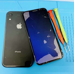 iPhoneXR 液晶交換修理