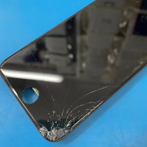 iPhone8 フロントパネル交換修理