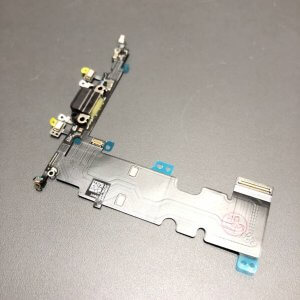 iPhone8Plus ライトニング交換