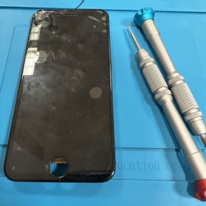 iPhone8　パネル交換