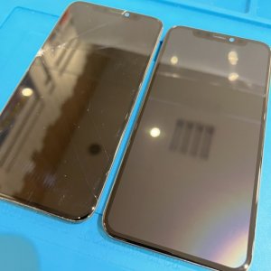 iPhoneXのフロントパネル交換