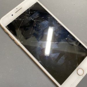 iPhone8Plus フロントパネル交換