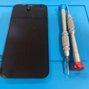 iPhone12　パネル交換