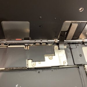 iPhone8 水没修理