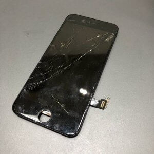 iPhoneSE2 フロントパネル交換
