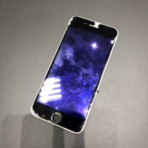 iPhone8 フロントパネル交換