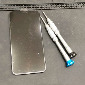 iPhone11Pro 液晶交換