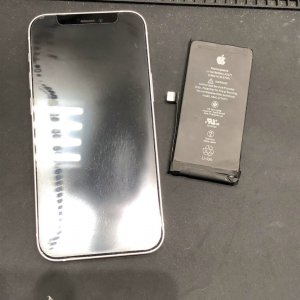 iPhone12mini バッテリー交換
