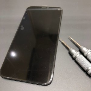 iPhone11 フロントパネル交換