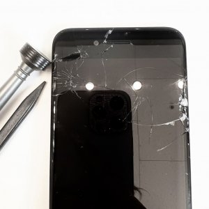 iPhoneSE2 フロントパネル交換