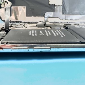 iPhone X バッテリーと液晶交換