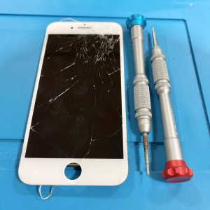 iPhone８　液晶交換