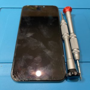 iPhone11 液晶交換
