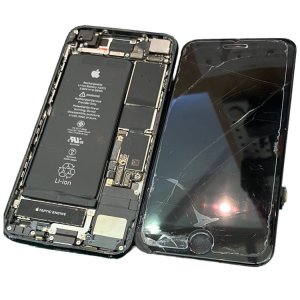 iPhone8 フロントパネル修理