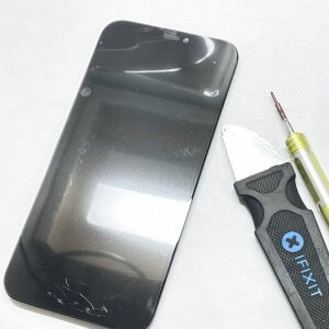 iPhone12 フロントパネル交換