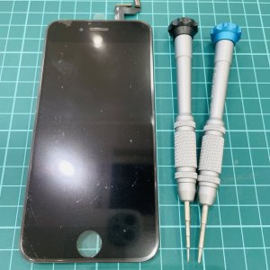 iPhone8 フロントパネル交換