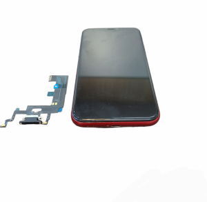 iPhoneXR ライトニング修理