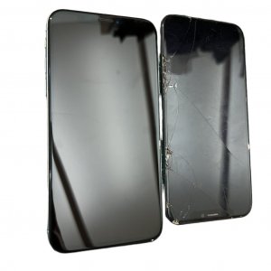 iPhoneXS　フロントパネル交換