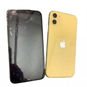 iPhone11　フロントパネル交換