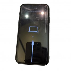 iPhoneXR　リンゴループ　修理