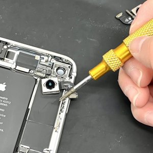 iPhoneSE2 アウトカメラ交換