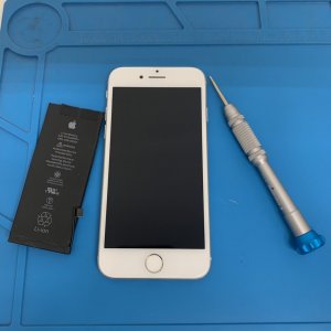 iPhone8 バッテリー交換修理