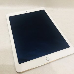 iPad Air2 リンゴループ修理